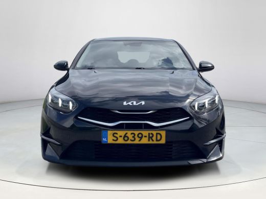 Kia Ceed 1.5 T-GDi MHEV DynamicLine | Climate control | Achteruitrijcamera | Cruise | ActivLease financial lease