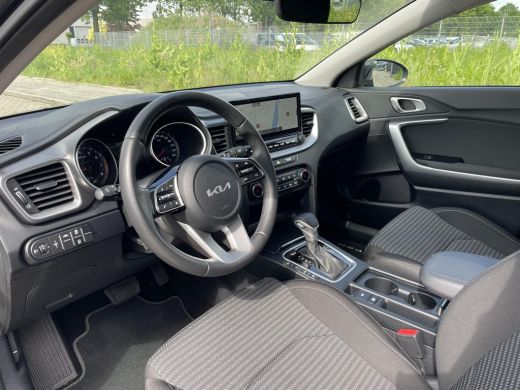 Kia Ceed 1.5 T-GDi MHEV DynamicLine | Climate control | Achteruitrijcamera | Cruise | ActivLease financial lease