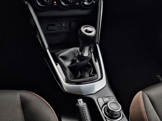 Mazda 2 1.5 Skyactiv-G Style Selected | Apple Carplay/Android Auto | Airco | Lichtmetalen velgen | Achter... ActivLease financial lease