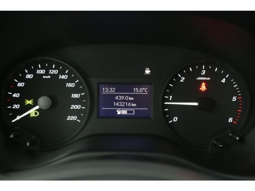 Mercedes-Benz Vito 114 CDI Lang | Airco | Cruise | Camera | 3 Zits | Carplay | Trekhaak ActivLease financial lease
