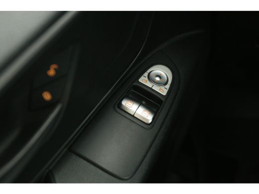Mercedes-Benz Vito 114 CDI Lang | Airco | Cruise | Camera | 3 Zits | Carplay | Trekhaak ActivLease financial lease