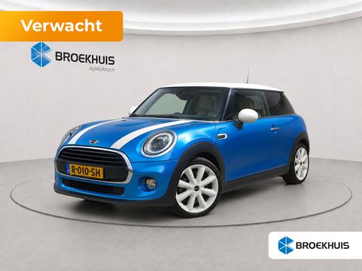 Mini Cooper 1.5 Cooper Chili Serious Business | Achteruitrijcamera | Afwijkende dakkleur | Bluetooth telefoon... ActivLease financial lease