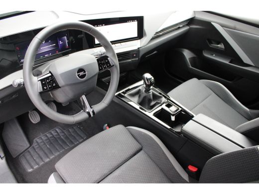 Opel Astra 1.2 Turbo Business Edition | Navigatie | Camera | Stoelverwarming | Adaptieve cruise control | Ap... ActivLease financial lease