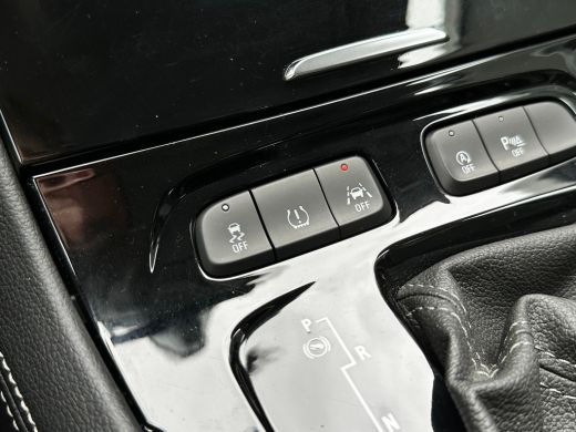 Opel Grandland X 1.2 Turbo 130 PK Innovation Automaat | CAMERA + SENSOREN| DODEHOEK DETECTIE| NAVIGATIE + APPLE CA... ActivLease financial lease