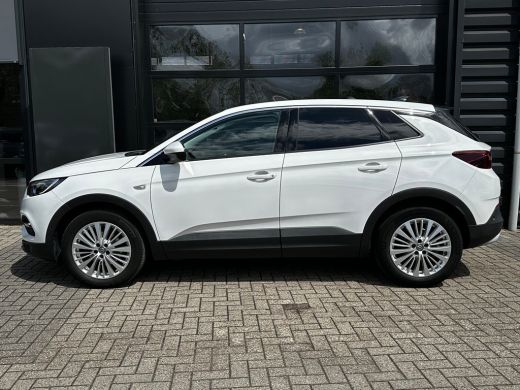 Opel Grandland X 1.2 Turbo 130 PK Innovation Automaat | CAMERA + SENSOREN| DODEHOEK DETECTIE| NAVIGATIE + APPLE CA... ActivLease financial lease