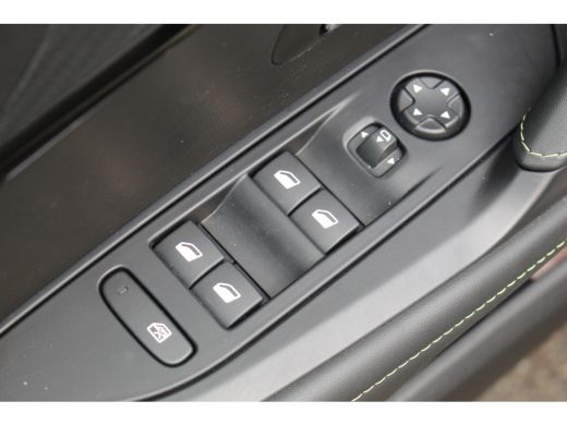 Peugeot 208 1.2 Hybrid 145 e-DCS6 GT | Adap. Cruise C. | 360 Camera | Navi | Dodehoeksens. | Full-LED | Clima... ActivLease financial lease