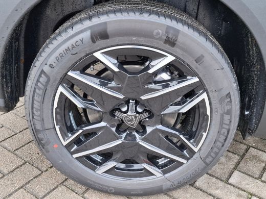 Peugeot 5008 GT Extra getint glas | Verwarmbare voorstoelen | Verwarmd stuurwiel | Adaptieve cruise control me... ActivLease financial lease