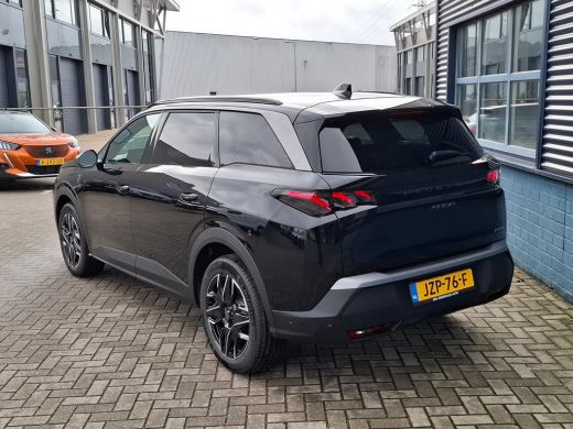 Peugeot 5008 GT Extra getint glas | Verwarmbare voorstoelen | Verwarmd stuurwiel | Adaptieve cruise control me... ActivLease financial lease