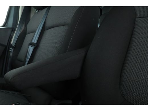 Renault Trafic 2.0 dCi 145 T29 L2H1 DC Comfort 5 Pers. Automaat, Cruise,  Airco ActivLease financial lease