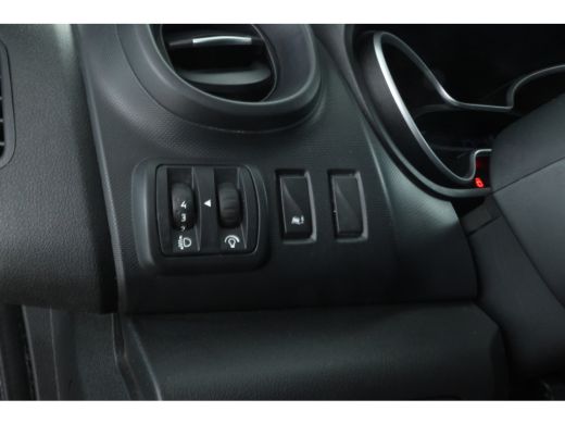 Renault Trafic 2.0 dCi 145 T29 L2H1 DC Comfort 5 Pers. Automaat, Cruise,  Airco ActivLease financial lease