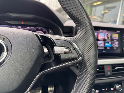 Skoda Kamiq 1.0 115pk TSI Sport Business Trekhaak | Achteruitrijcamera | Apple Carplay, Android Auto ActivLease financial lease