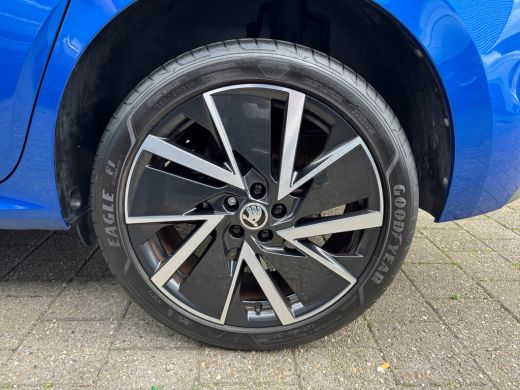 Skoda Kamiq 1.0 115pk TSI Sport Business Trekhaak | Achteruitrijcamera | Apple Carplay, Android Auto ActivLease financial lease