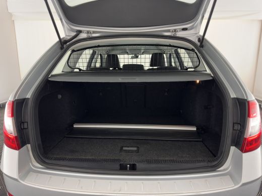 Skoda Octavia Combi 1.6 TDI Greentech Ambition Business (INCL-BTW) *NAVI-FULLMAP | COMFORTSEATS | ECC | AMUNDSE... ActivLease financial lease