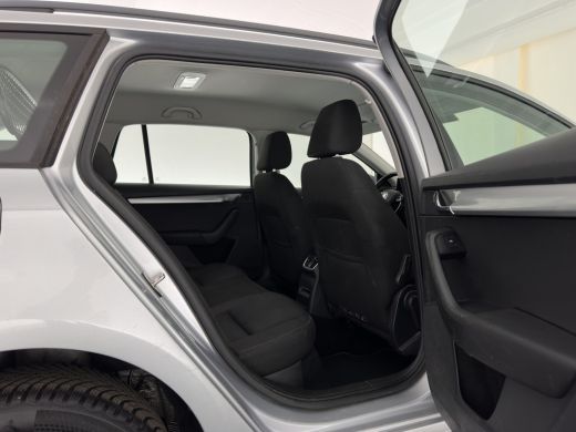 Skoda Octavia Combi 1.6 TDI Greentech Ambition Business (INCL-BTW) *NAVI-FULLMAP | COMFORTSEATS | ECC | AMUNDSE... ActivLease financial lease