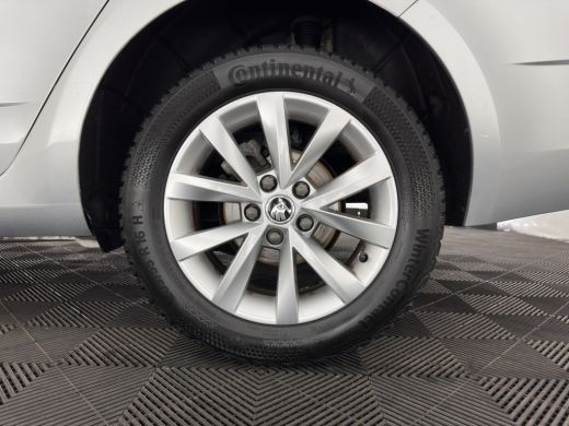 Skoda Octavia Combi 1.6 TDI Greentech Ambition Business (INCL-BTW) *NAVI-FULLMAP | COMFORTSEATS | ECC | AMUNDSE... ActivLease financial lease