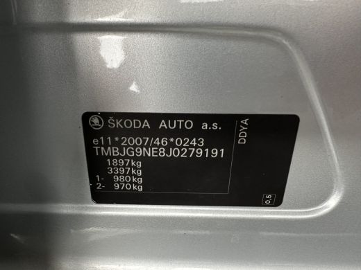 Skoda Octavia Combi 1.6 TDI Greentech Ambition Business (INCL-BTW) *NAVI-FULLMAP | COMFORTSEATS | ECC | AMUNDSE... ActivLease financial lease