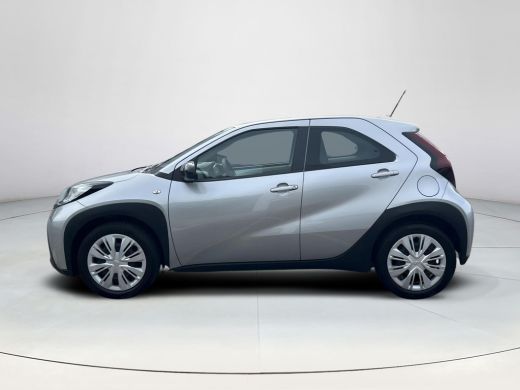 Toyota Aygo 1.0 VVT-i S-CVT Play (Carplay Navigatie - Camera) ActivLease financial lease