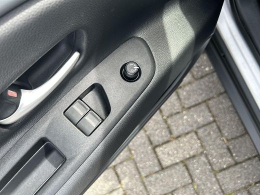 Toyota Aygo 1.0 VVT-i S-CVT Play (Carplay Navigatie - Camera) ActivLease financial lease