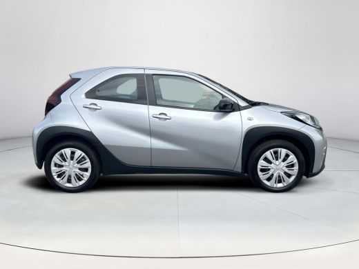 Toyota Aygo 1.0 VVT-i S-CVT Play (Carplay Navigatie - Camera) ActivLease financial lease