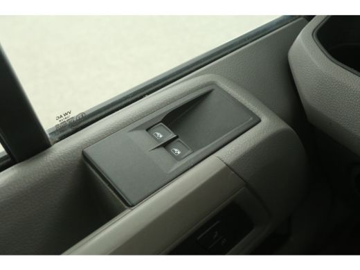 Volkswagen Crafter 2.0 TDI 141PK | Bakwagen | Laadklep | Zijdeur | Airco | 3 Zits | Carplay | Navi ActivLease financial lease