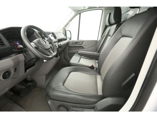 Volkswagen Crafter 2.0 TDI 141PK | Bakwagen | Laadklep | Zijdeur | Airco | 3 Zits | Carplay | Navi ActivLease financial lease