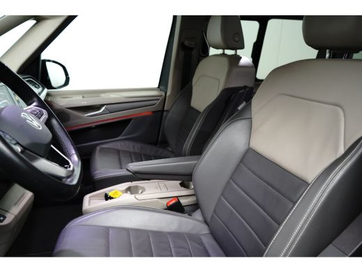 Volkswagen Multivan eHybrid Style 218PK L2 DSG Automaat Panoramadak | Lederen bekleding | Elektr.schuifdeuren | Navi ... ActivLease financial lease