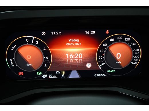 Volkswagen Multivan eHybrid Style 218PK L2 DSG Automaat Panoramadak | Lederen bekleding | Elektr.schuifdeuren | Navi ... ActivLease financial lease