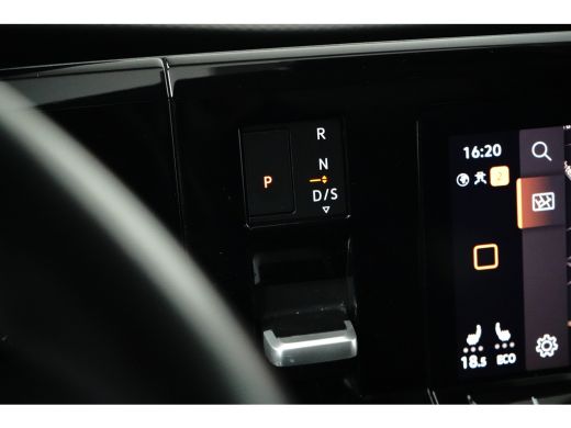 Volkswagen Multivan eHybrid Style 218PK L2 DSG Automaat Panoramadak | Lederen bekleding | Elektr.schuifdeuren | Navi ... ActivLease financial lease