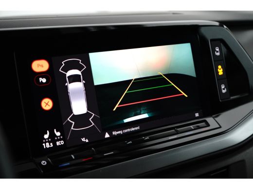Volkswagen Multivan eHybrid Style 218PK L2 DSG Automaat Panoramadak | Lederen bekleding | Elektr.schuifdeuren | Navi ... ActivLease financial lease