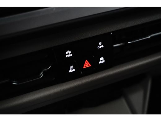 Volkswagen Multivan eHybrid Style 218PK L2 DSG Automaat Panoramadak | Lederen bekleding | Elektr.schuifdeuren | Navi ... ActivLease financial lease