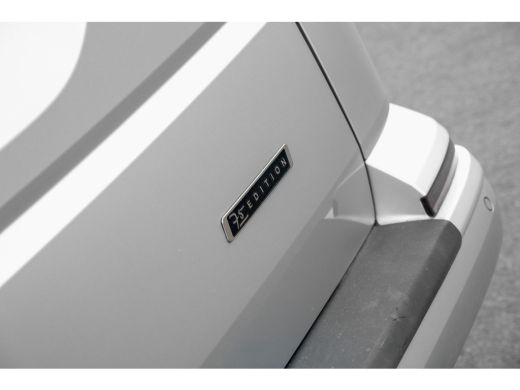 Volkswagen Transporter Bulli 150 pk DSG | 75-Edition | Leder | Led | Digitaal Dashboard | Trekhaak | Camera | Nieuwstaat ActivLease financial lease