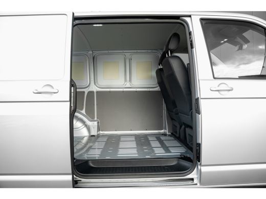 Volkswagen Transporter Bulli 150 pk DSG | 75-Edition | Leder | Led | Digitaal Dashboard | Trekhaak | Camera | Nieuwstaat ActivLease financial lease