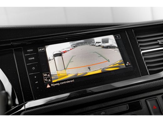 Volkswagen Transporter Bulli 150 pk DSG | 75-Edition | Leder | Led | Digitaal Dashboard | Trekhaak | Camera | Nieuwstaat ActivLease financial lease