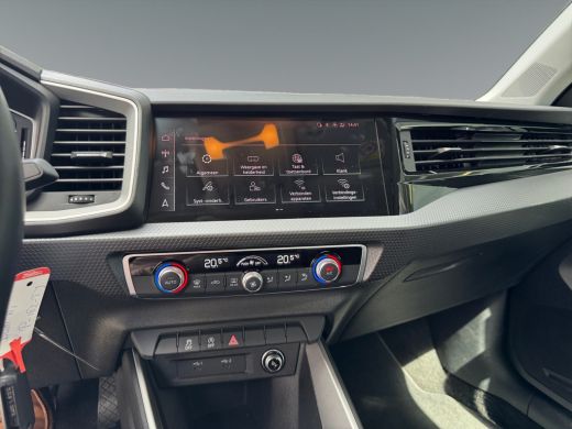 Audi A1 Sportback Sportback 25 95pk TFSI Advanced edition LED Koplampen | Carplay | Cruise Control ActivLease financial lease