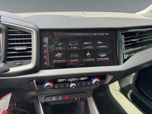 Audi A1 Sportback Sportback 25 95pk TFSI Advanced edition LED Koplampen | Carplay | Cruise Control ActivLease financial lease