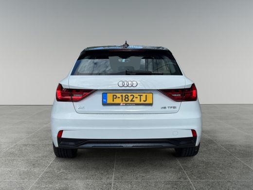 Audi A1 Sportback Sportback 25 95pk TFSI Advanced edition LED Koplampen | Carplay | Cruise Control ActivLease financial lease
