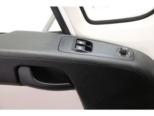 Fiat Ducato 2.3 BAKWAGEN MEUBELBAK 1000KG Laadvermogen ActivLease financial lease