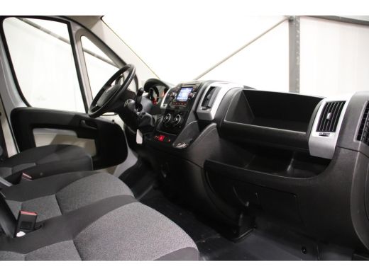 Fiat Ducato 2.3 BAKWAGEN MEUBELBAK 1000KG Laadvermogen ActivLease financial lease