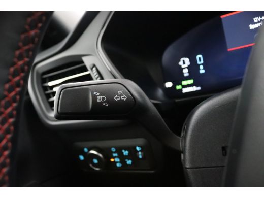 Ford Kuga 2.5 PHEV ST-Line | Panoramadak | Winterpack | Camera | 2100kg Trekgewicht! | CarPlay/Android Auto ActivLease financial lease