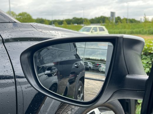 Hyundai i20 1.0 T-GDI 100pk Comfort | Airco | Camera | Carplay | Cruise control | Dodehoek detectie | Navigat... ActivLease financial lease