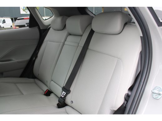 Hyundai Kona Premium Hybrid 2WD ActivLease financial lease