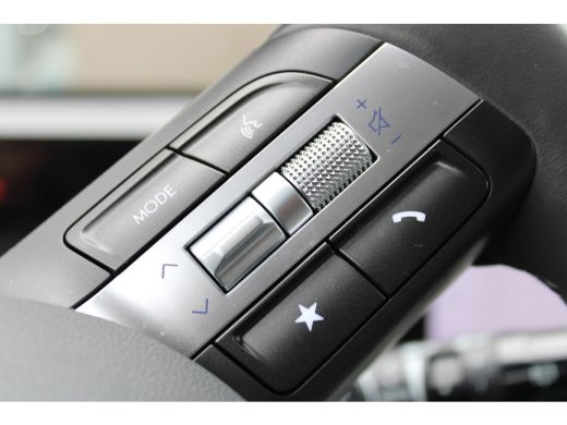 Hyundai Kona Premium Hybrid 2WD ActivLease financial lease
