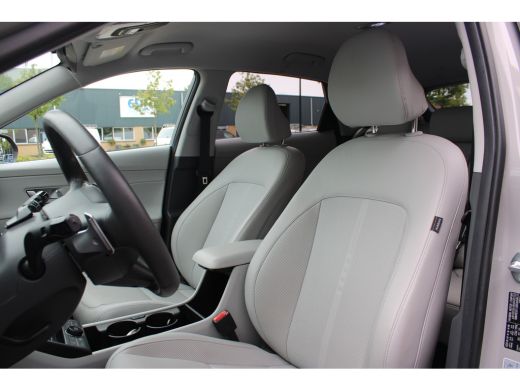 Hyundai Kona Premium Hybrid 2WD ActivLease financial lease