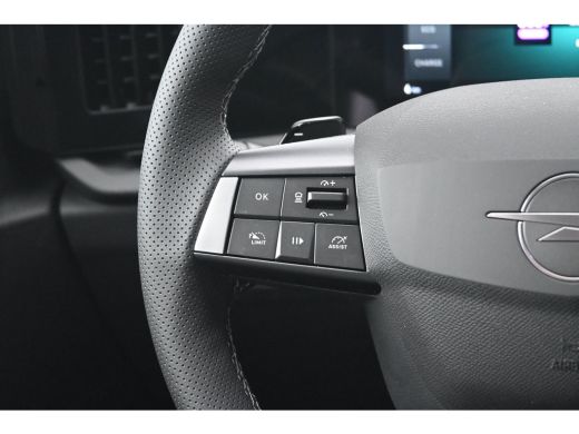 Opel Astra Electric 58 kWh Ultimate DEMO-DEAL! | Schuif-/Kanteldak | Alcantara | LED-Matrix | Elektr. Stoele... ActivLease financial lease