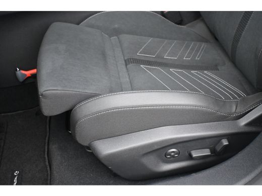 Opel Astra Electric 58 kWh Ultimate DEMO-DEAL! | Schuif-/Kanteldak | Alcantara | LED-Matrix | Elektr. Stoele... ActivLease financial lease