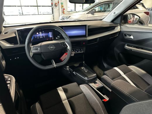 Opel Frontera Electric GS 44 kWh | 2+6 JAAR GARANTIE| CAMERA + SENSOREN| DODEHOEK DETECTIE| STUUR, STOEL EN VOO... ActivLease financial lease