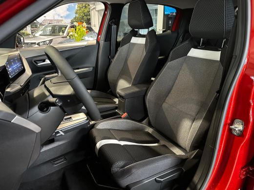 Opel Frontera Electric GS 44 kWh | 2+6 JAAR GARANTIE| CAMERA + SENSOREN| DODEHOEK DETECTIE| STUUR, STOEL EN VOO... ActivLease financial lease