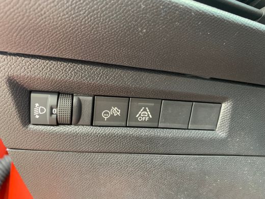 Opel Frontera Electric GS 44 kWh Airco | Camera | Cruise Control | DAB | LED | LMV 17" | Navi | PDC V&A | Stoel... ActivLease financial lease