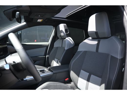 Opel Grandland Business Edition 73 kWh 99% SOH Tot 8 Jaar Garantie! | Schuif-/Kanteldak | Focal | Stoel/Stuurver... ActivLease financial lease
