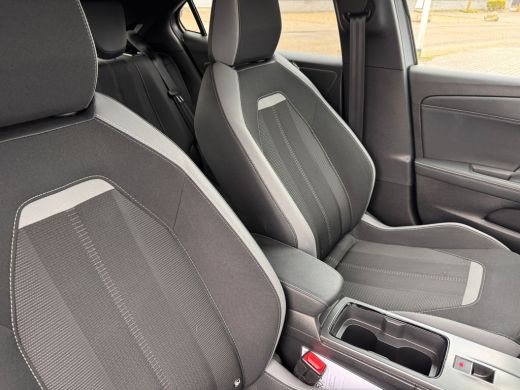 Opel Mokka 1.2 Turbo Hybrid Automaat | Cruise Control | Camera | Apple Carplay / Android Auto | DAB | | Appl... ActivLease financial lease